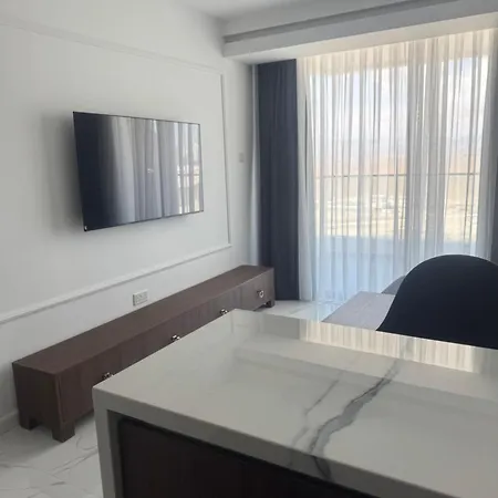 Grand Sapphire Casino 1 Bdr B6