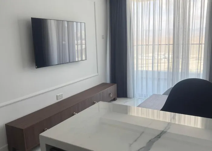 Grand Sapphire Casino 1 Bdr B6